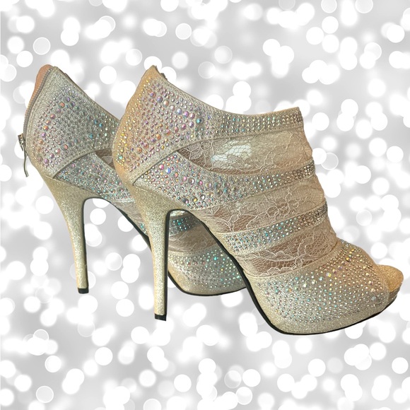 Sassy Sexy Rhinestone and Sequin Heels - Picture 3 of 9